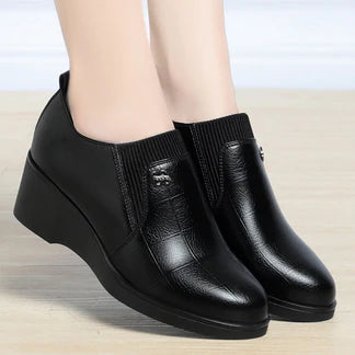 2025 nuevos zapatos de cuero de mujer de moda